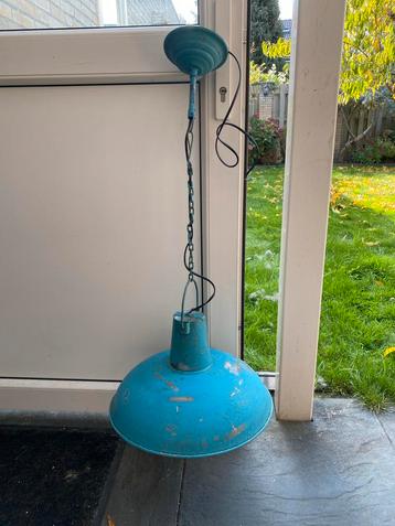 Vintage blauwe hanglamp beschikbaar voor biedingen