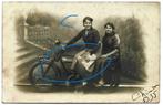 Monet Goyon twee dames studiodoek carte postale, Ophalen of Verzenden, Voor 1920, Ongelopen, Voertuig
