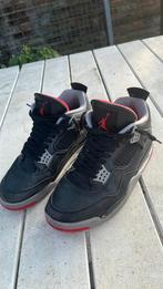 Jordan 4s, Ophalen, Zwart, Gedragen, Nike Air Jordan