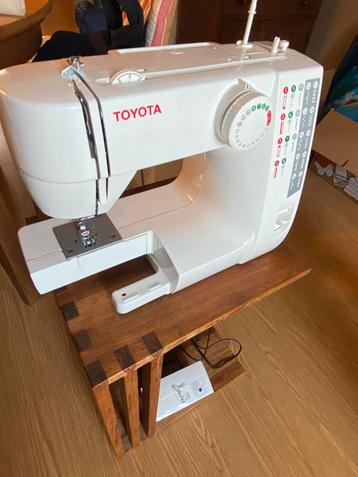 Toyota FSS21 naaimachine beschikbaar voor biedingen