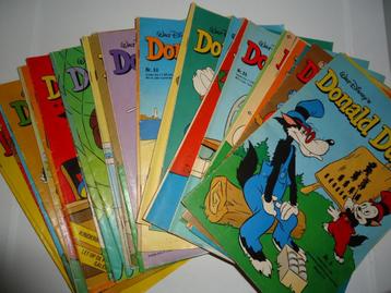 Donals duck strips uit 1977 beschikbaar voor biedingen