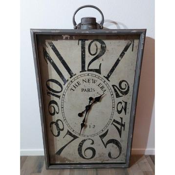 Loods 5 Decoratie Klok 92 cm x 60 cm beschikbaar voor biedingen