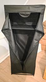 Gratis stoffen kledingkast, Huis en Inrichting, Ophalen, Overige materialen, Gebruikt, Met plank(en)