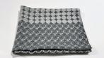 Grijze foulard met geometrische print, Ophalen of Verzenden, Zo goed als nieuw, Sjaal
