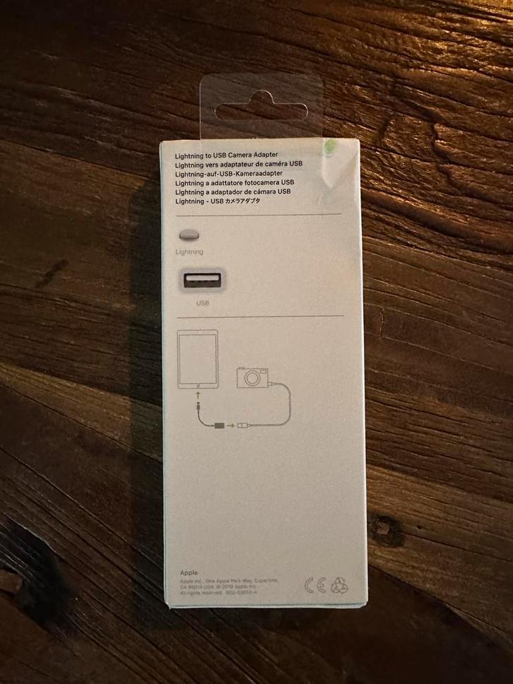 Apple MD821ZM/A, Computers en Software, Netwerk switches, Nieuw, Ophalen of Verzenden