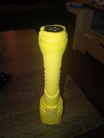 Zaklamp zgan, Caravans en Kamperen, Zaklampen, Ophalen of Verzenden, Zo goed als nieuw, Batterij