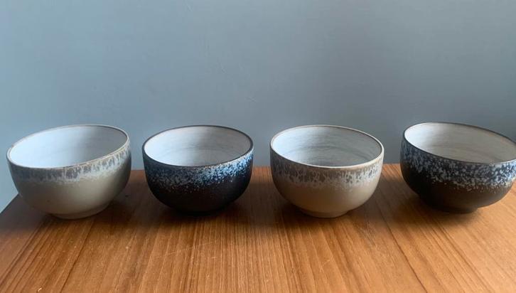 HK Living 70’s collectie kommen, noodle bowls Galaxy, Huis en Inrichting, Keuken | Servies, Zo goed als nieuw, Kom(men), Overige stijlen