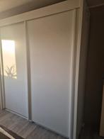 Stevige witte kledingkast met 2 schuifdeuren., Ophalen, Gebruikt, 200 cm of meer, 200 cm of meer
