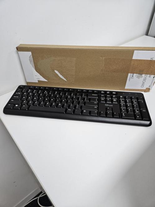 Trust TK 350 - Draadloos Toetsenbord - Stille toetsen, Computers en Software, Toetsenborden, Nieuw, Qwerty, Draadloos, Ophalen of Verzenden