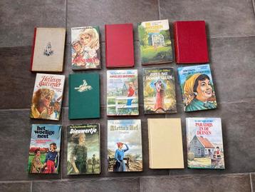 15 boeken van Nel schuttevaer-Velthuys beschikbaar voor biedingen
