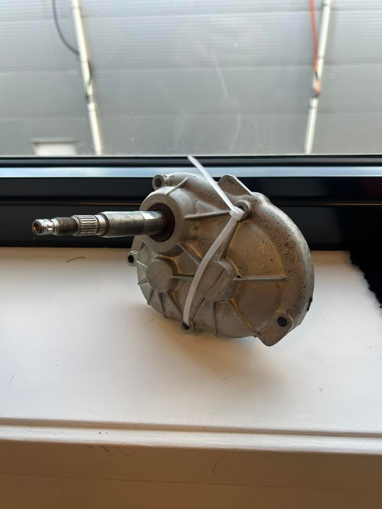 Piaggio vertanding | Plug & Play | 483470-2 transmissie, Ophalen of Verzenden, Zo goed als nieuw, Blok, Piaggio