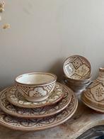 Beige borden kommen set Marokkaans aardewerk, Nieuw, Ophalen of Verzenden, Bord(en), Overige stijlen