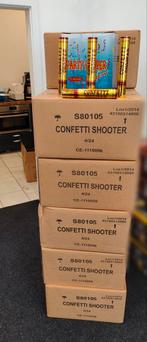 1056st Party Poppers met Hartjes Confetti, Ophalen of Verzenden, Nieuw, Feestartikel, Valentijn of Romantisch