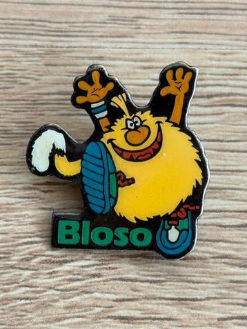 Bloso Vintage Pin beschikbaar voor biedingen