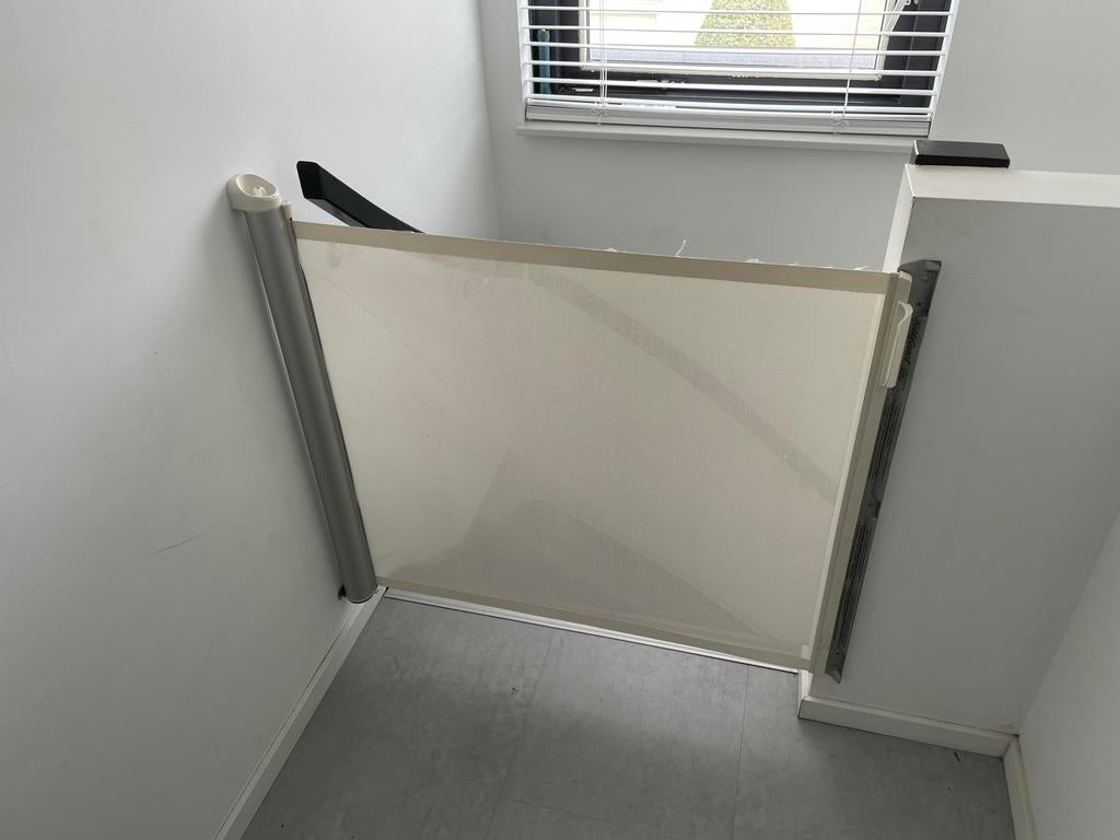 KiddyGuard Accent oprolhekje - Veiligheidspoortje, Kinderen en Baby's, Traphekjes, Ophalen, Overige materialen, Gebruikt, Oprolhekje