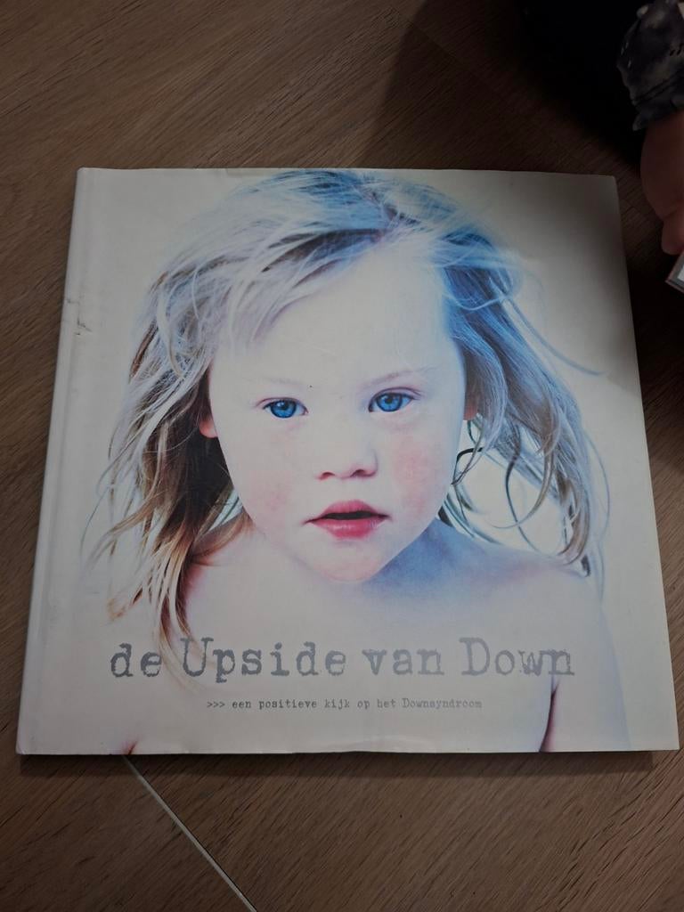 De Upside van Down, Ophalen of Verzenden, Gelezen