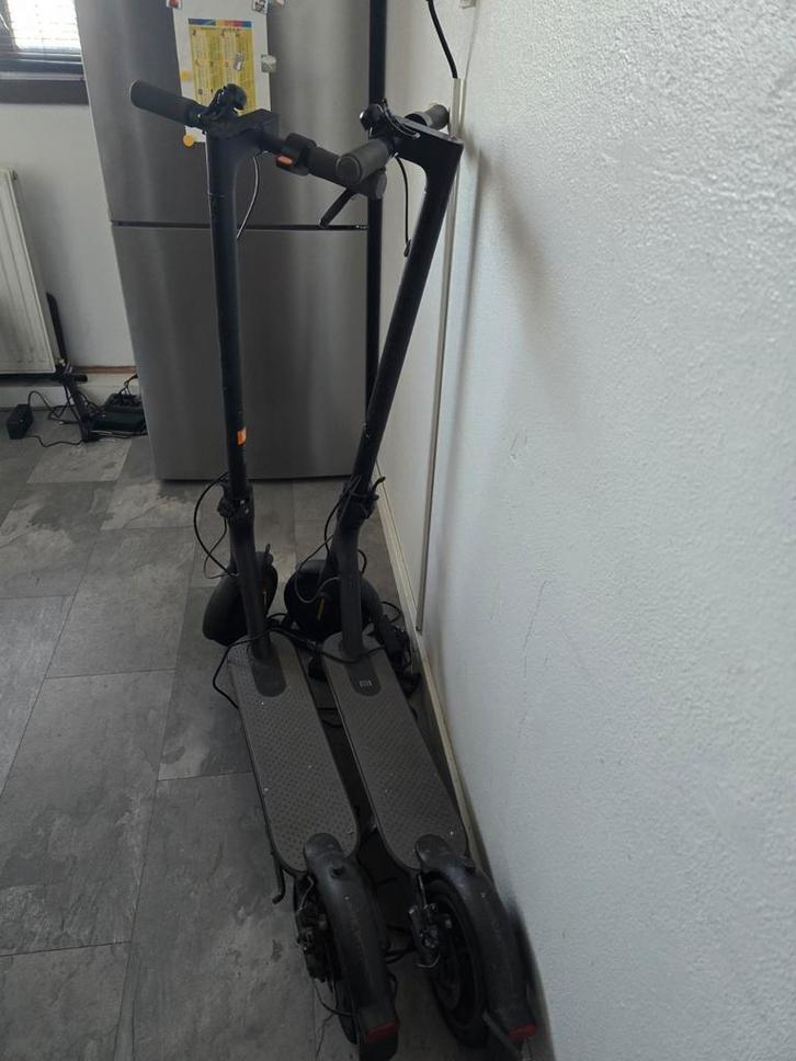 Twee Xiaomi elektrische steps - Ideaal voor woon-werkverkeer, Fietsen en Brommers, Steps, Gebruikt, Elektrische step (E-scooter)