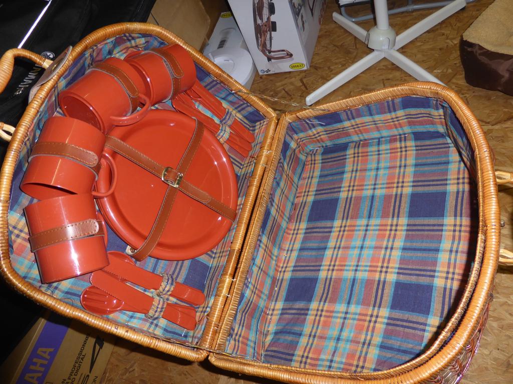 Retro Picknickmand met Complete Inhoud - Oranje Servies, Ophalen of Verzenden, Nieuw