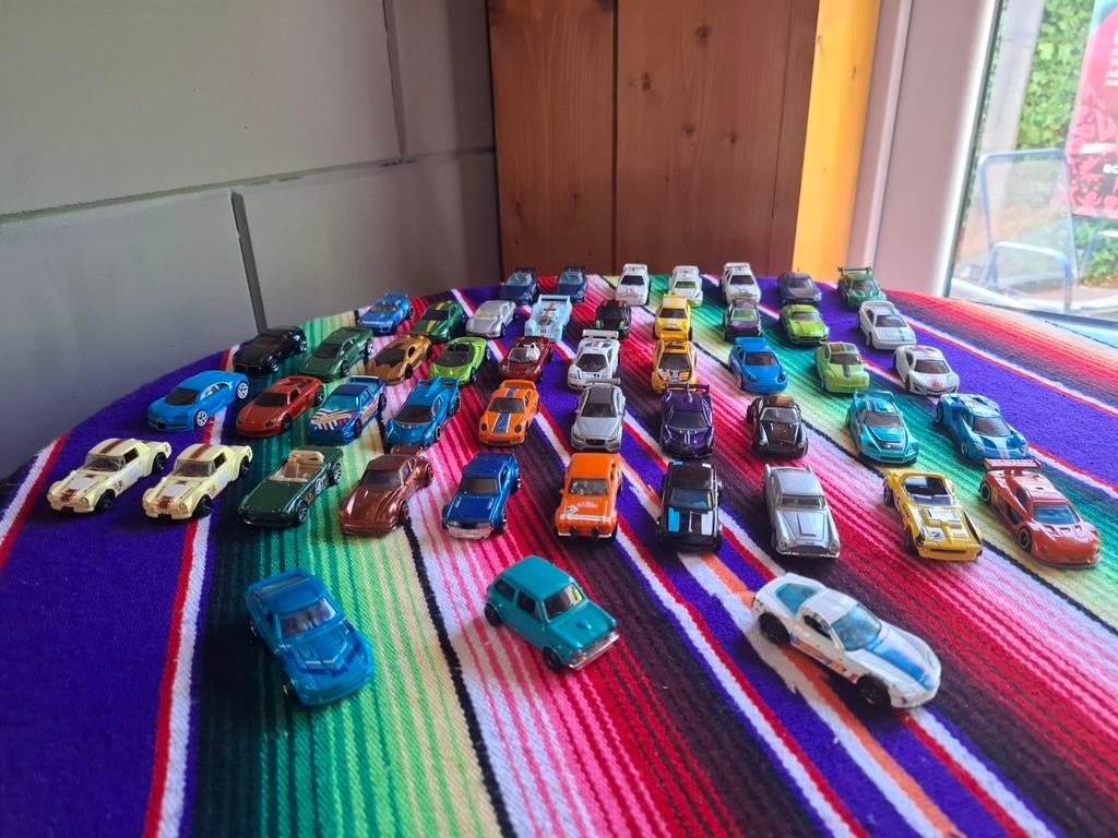 Hot Wheels Europese en Japanse auto's - 48 stuks, Ophalen of Verzenden, Gebruikt, Auto