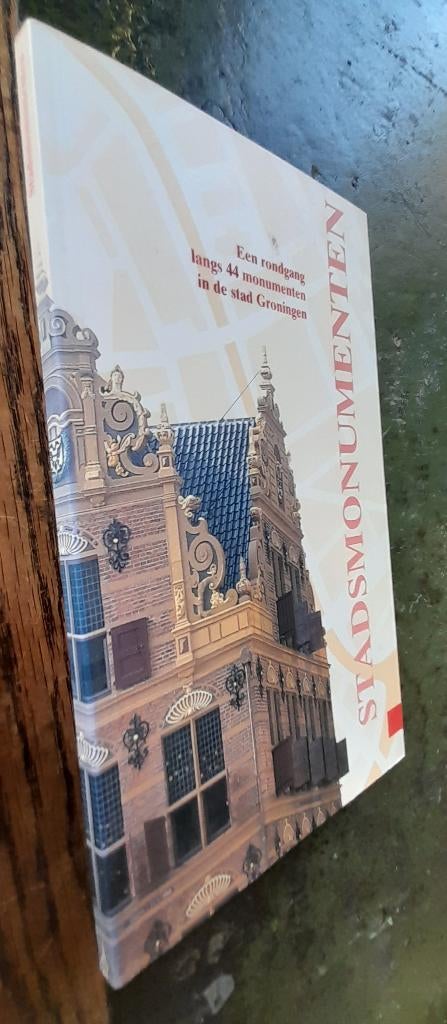 Stadsmonumenten. (Groningen), Verzenden, Zo goed als nieuw
