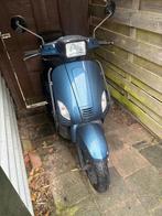 Blauwe scooter - Goede staat, Fietsen en Brommers, Ophalen of Verzenden, Gebruikt, Overige typen, Overige merken