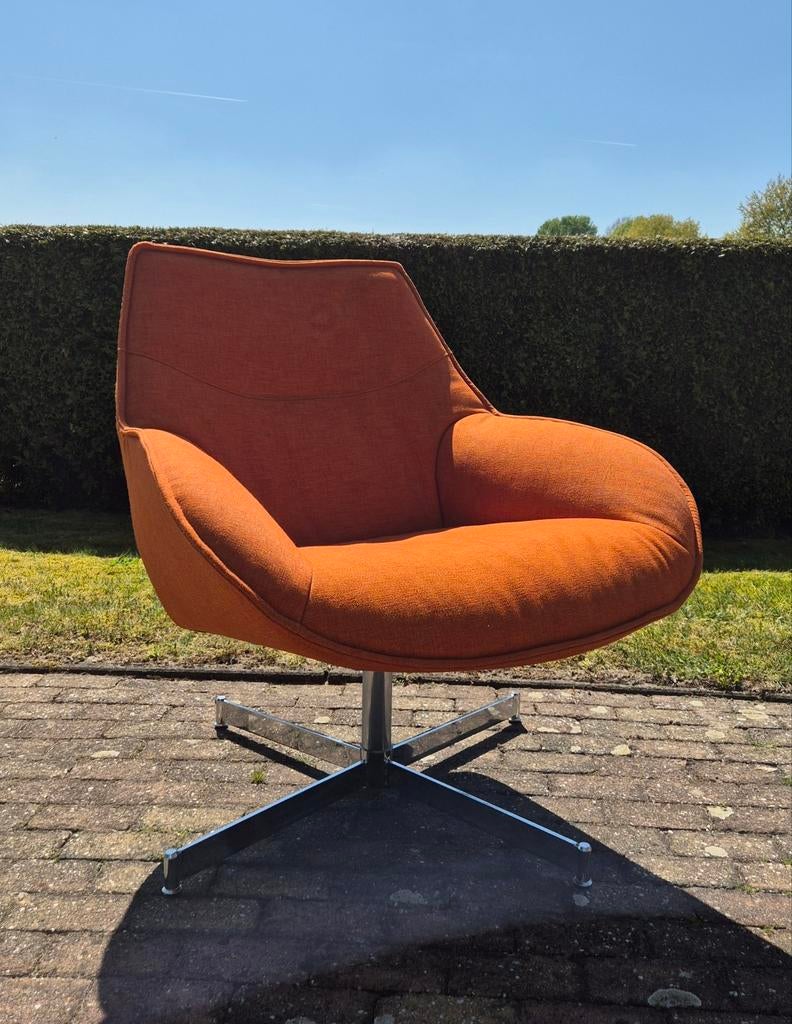 Oranje fauteuil met draaivoet - Novastyl, Huis en Inrichting, Ophalen, Gebruikt, Overige kleuren, Stof