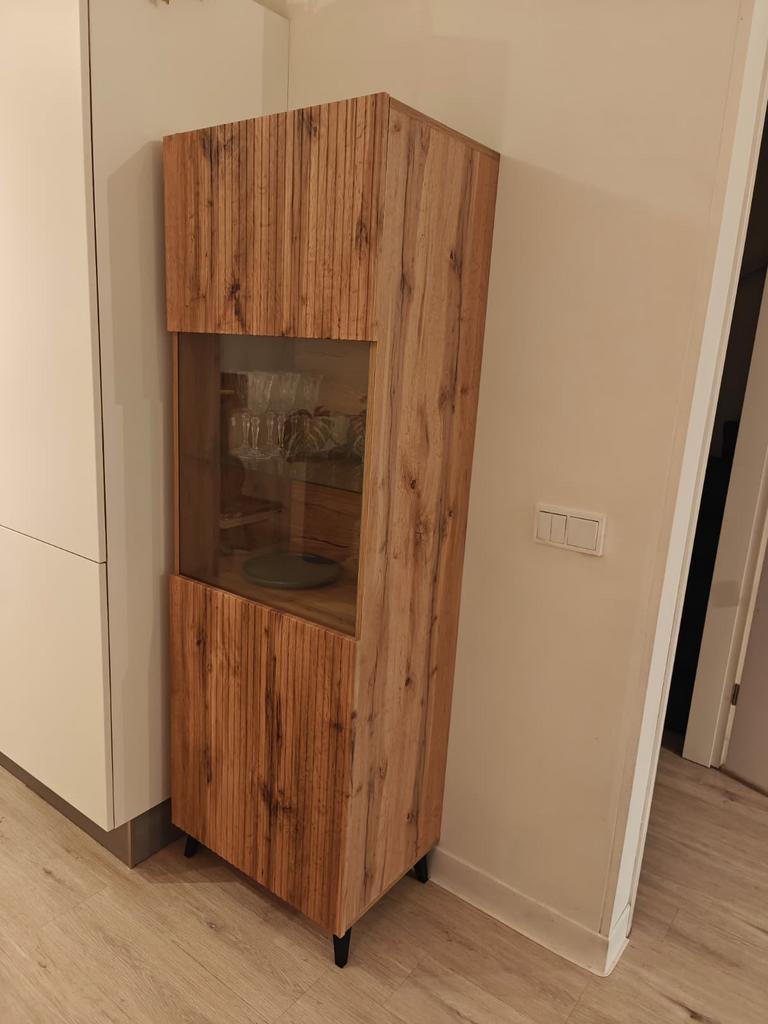 Vitrinekast (eiken look), Ophalen, Glas, Met deur(en), 50 tot 100 cm