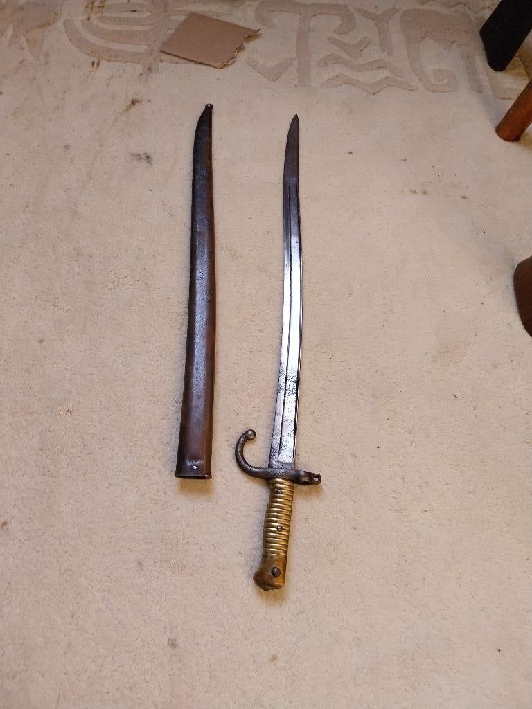 Bajonet, Verzamelen, Militaria | Algemeen, Ophalen of Verzenden, Landmacht, Overige gebieden, Mes of Dolk