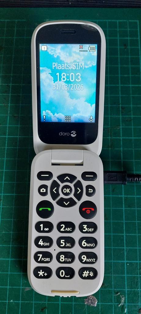 Doro senioren GSM - Eenvoudig en gebruiksvriendelijk, Telecommunicatie, Mobiele telefoons | Overige merken, Gebruikt, Zonder abonnement
