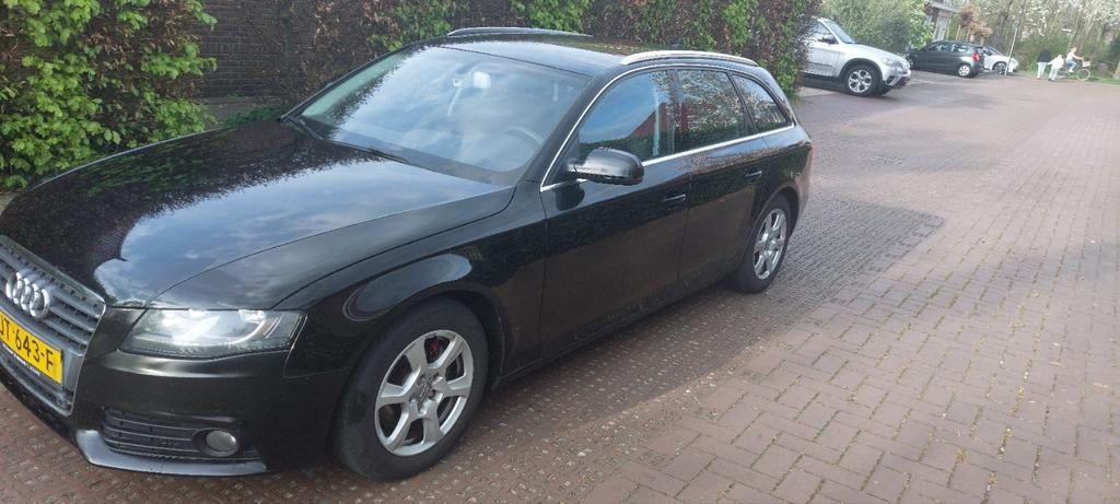 Audi A4 2.0 TDI 100KW Avant 2011 Zwart, Auto's, Audi, Particulier, A4, Diesel, A, Stationwagon, Handgeschakeld, Geïmporteerd, Zwart