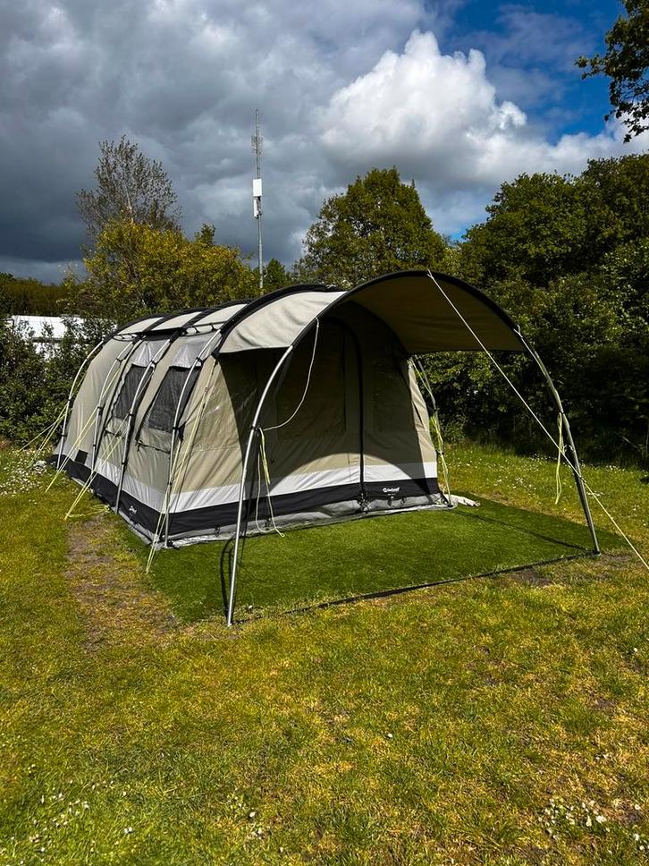 Outwell bear lake 4 tunneltent, Caravans en Kamperen, Tenten, tot en met 4, Zo goed als nieuw, Ophalen