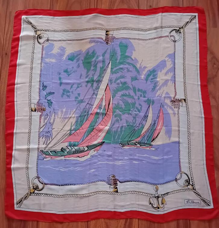 Gim Renoir scarf sjaal shawl, Kleding | Dames, Mutsen, Sjaals en Handschoenen, Zo goed als nieuw, Sjaal, Maat 46/48 (XL) of groter