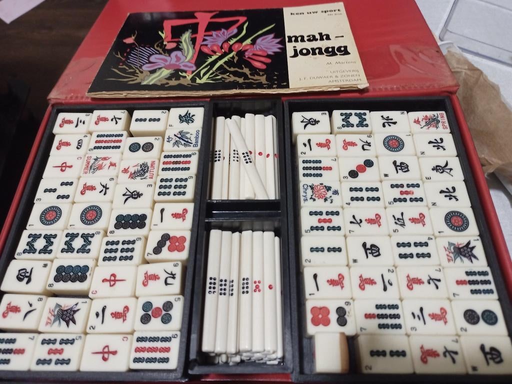 Vintage Mahjong Set - Compleet!, Drie of vier spelers, Ophalen of Verzenden, Gebruikt, Kon SW Sport