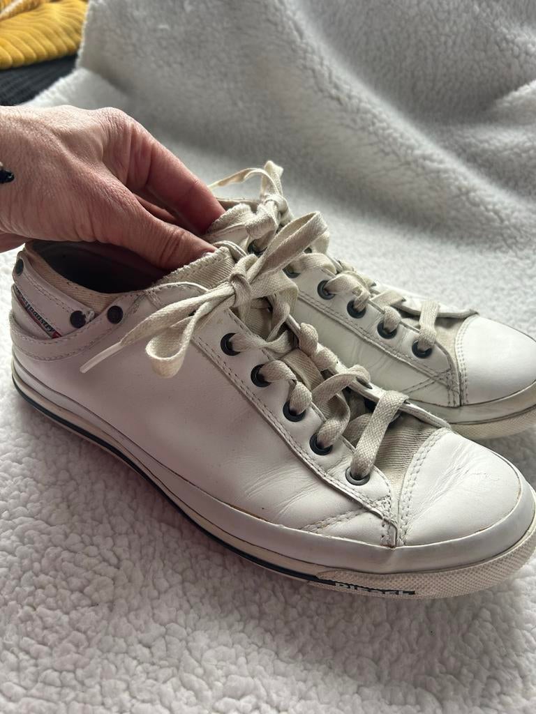 Diesel leren sneakers maat 41 - Zeer goede staat, Wit, Ophalen of Verzenden, Sneakers of Gympen, Zo goed als nieuw