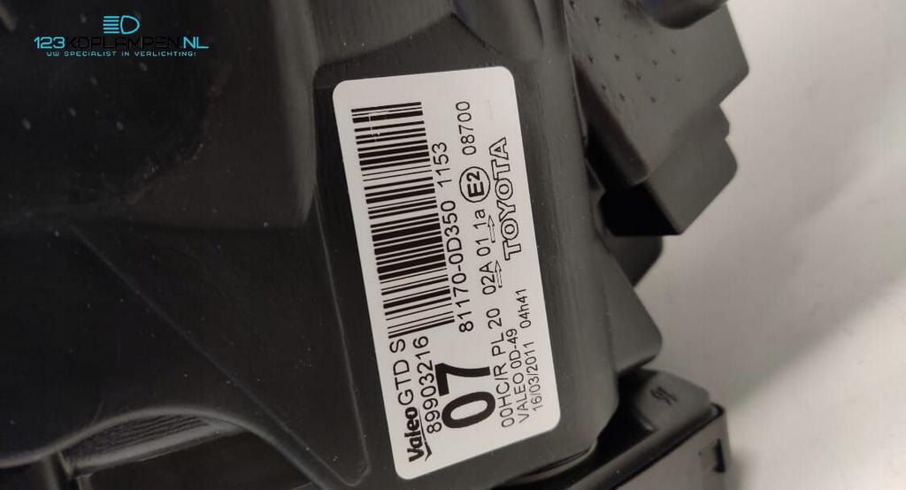 Toyota Yaris 2 Facelift koplamp links, Gebruikt, -, -, Ophalen of Verzenden