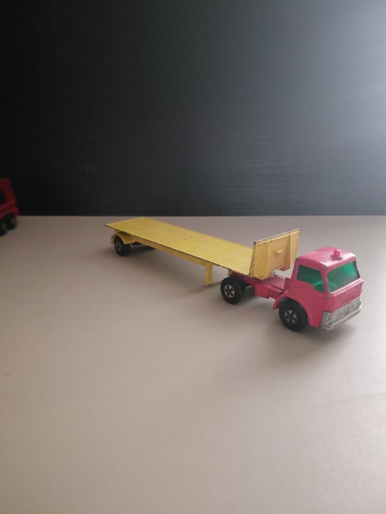 Matchbox King Size K-18 Ford D800 Vrachtwagen met Trailer, Hobby en Vrije tijd, Ophalen of Verzenden, Gebruikt, Bus of Vrachtwagen