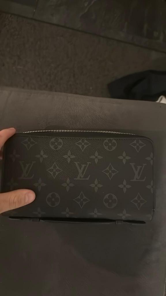 Louis vuitton handtas heren, Sieraden, Tassen en Uiterlijk, Portemonnees, Ophalen of Verzenden, Zo goed als nieuw, Zwart