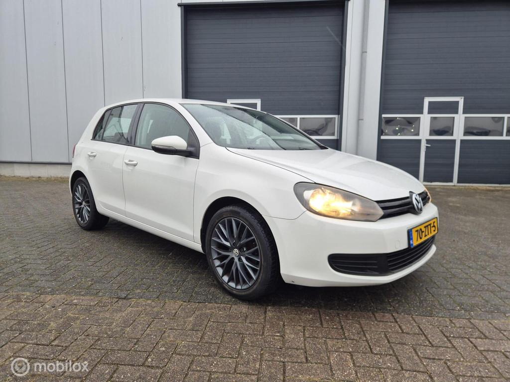 Volkswagen Golf 1.4 Easyline | Airco | Navi, Voorwielaandrijving, Euro 5, Gebruikt, 4 cilinders