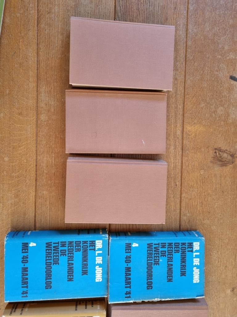 Het Koninkrijk der Nederlanden in de Tweede Wereldoorlog, Boeken, Oorlog en Militair, Ophalen of Verzenden, Dr. L. de Jong, Algemeen