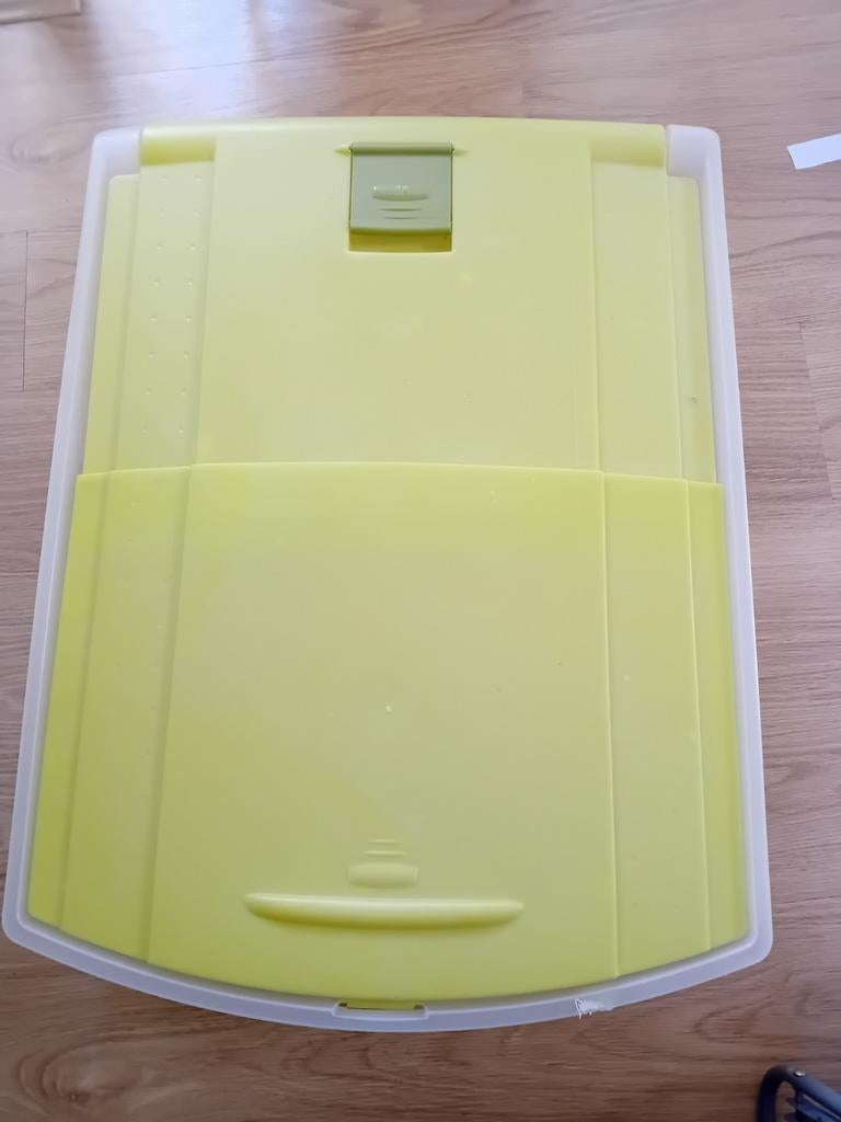 Handige opbergbak met deksel - Curver, Huis en Inrichting, Ophalen, Gebruikt, Minder dan 50 cm, Minder dan 50 cm