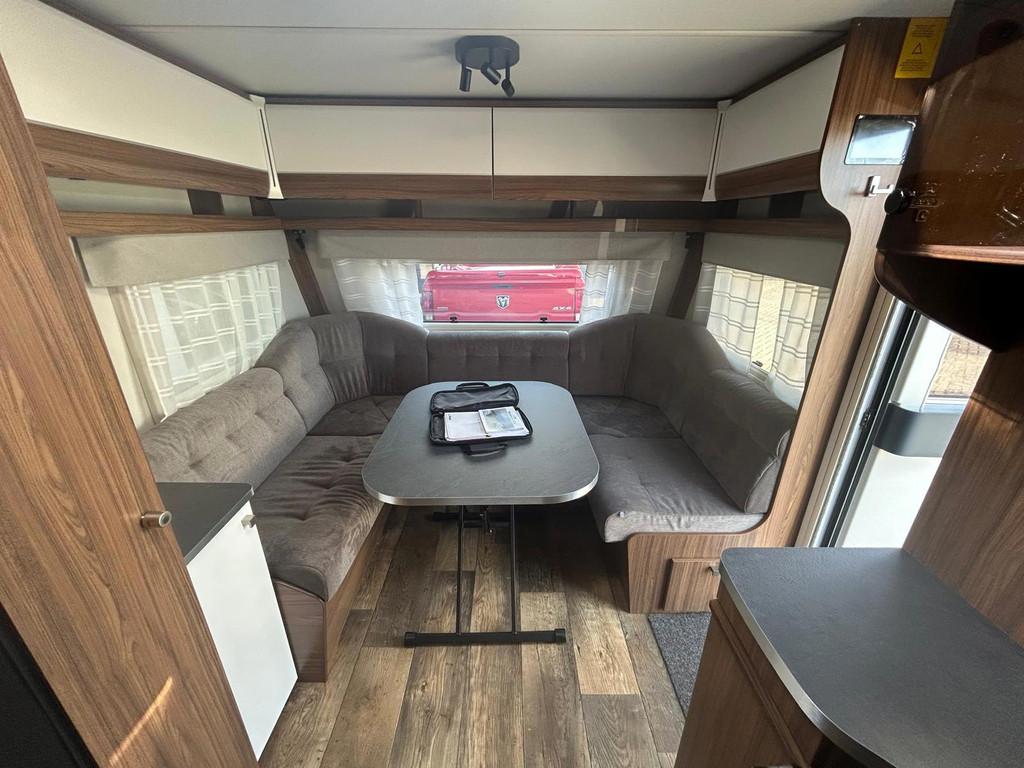 Polar Blueline 590 S | enkele bedden | ALDE vloerverwarming, Caravans en Kamperen, Caravans, Storgatan 52
917 82   Dorotea, Bedrijf