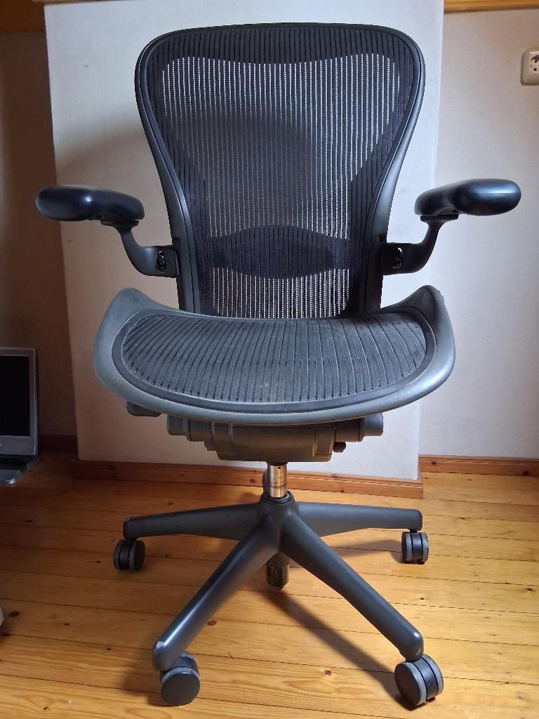 ergonomische Herman Miller bureaustoel netweave zwart, Ophalen, Gebruikt, Zwart, Bureaustoel