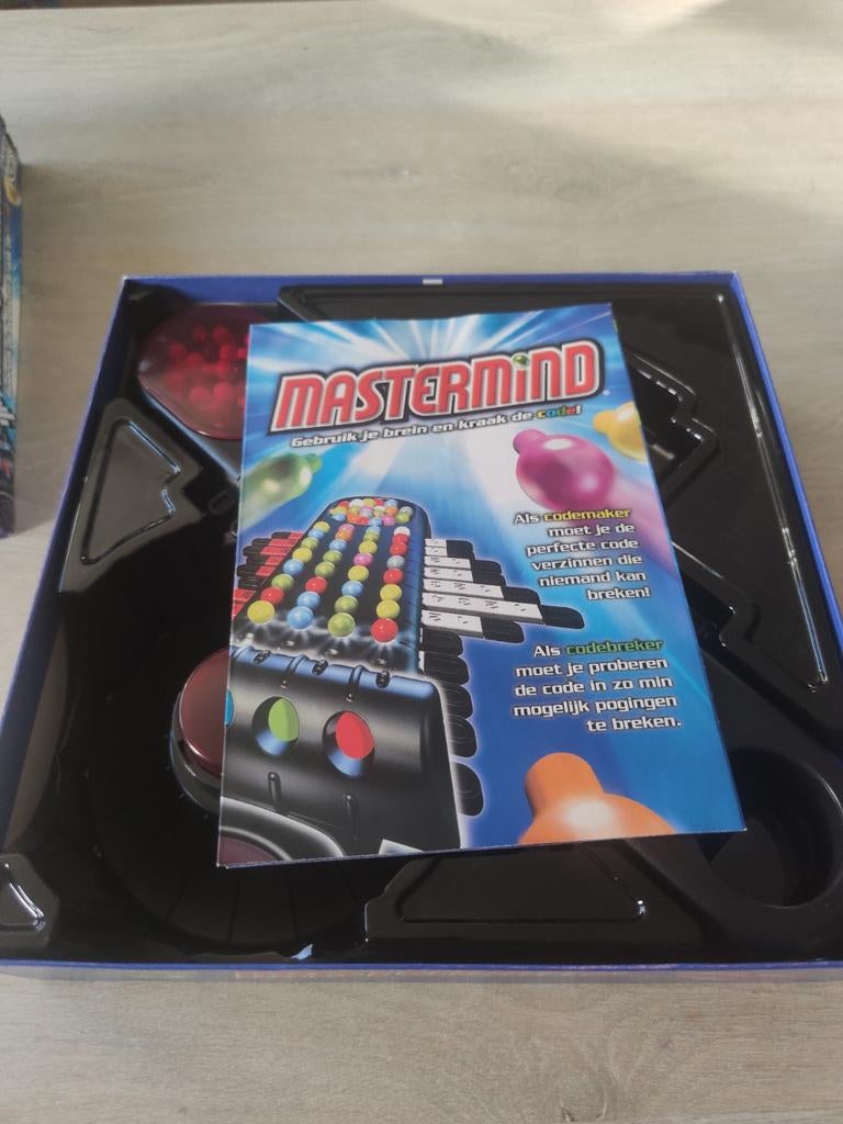 Nieuw Mastermind Bordspel - Kraak de Code!, Parker, Vijf spelers of meer, 1027 Newport Ave, Pawtucket, RI 02861, USA, Ophalen of Verzenden