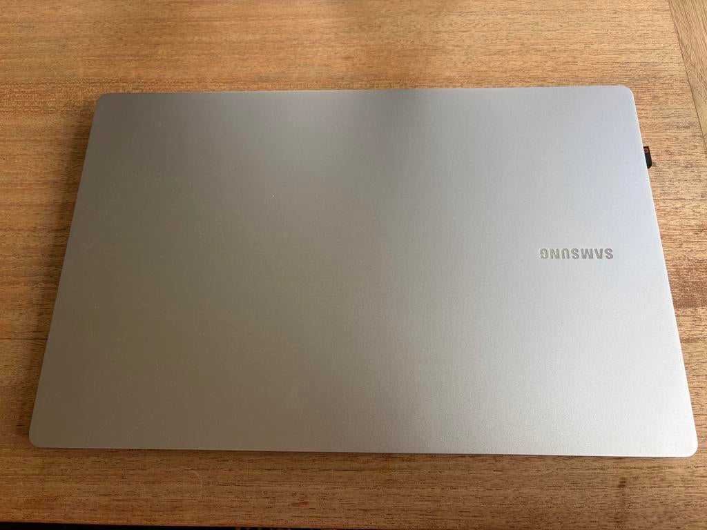 Samsung Galaxy Book4 Edge Laptop - Zo goed als nieuw, Computers en Software, Windows Laptops, Ophalen, Zo goed als nieuw, SSD