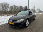 Volkswagen Golf 1.6 TDI 5Dr zwart 2014 NAP nieuw distributie, Auto's, Voorwielaandrijving, Euro 5, Zwart, 4 cilinders