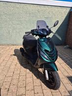 Piaggio Zip 2017 4T, Fietsen en Brommers, Scooters | Piaggio, Ophalen, Maximaal 45 km/u, Zip, Zo goed als nieuw