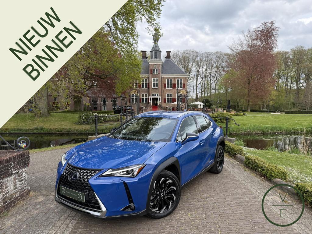 Lexus UX 300e Business 54 kWh | Led | Nieuwe Service & Garan, Auto's, Stof, Gebruikt, Zwart, Blauw