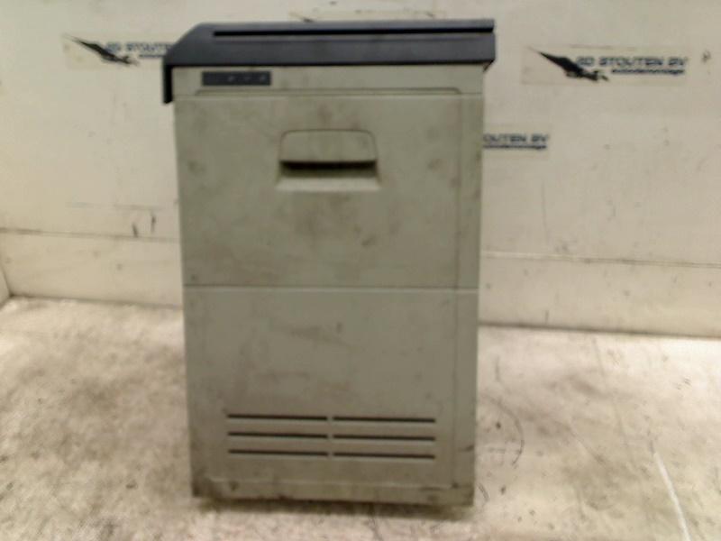 Aircoverdamper KOELKAST INTERIEUR Volvo FM9 D9 (1970-01/..), Gebruikt, Siegburger Straße 229, Köln 50679, , Duitsland, Info@volvocars.com