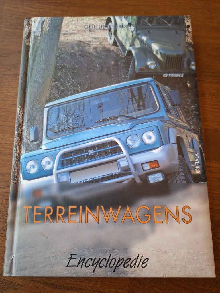 Terreinwagen encyclopedie, Boeken, Auto's | Boeken, Onbekend, Algemeen, Ophalen of Verzenden, Zo goed als nieuw