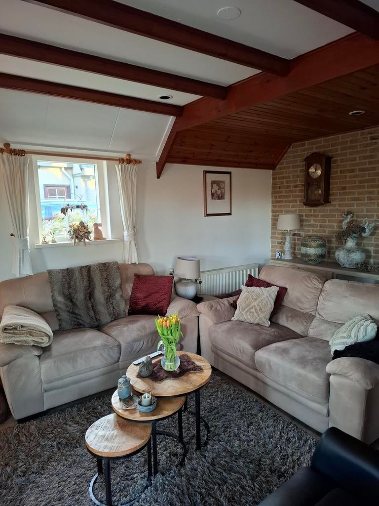 Twee tweezitsbankjes. Gratis, Huis en Inrichting, Ophalen of Verzenden